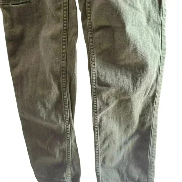 Levi’s pants - Picture 14 of 16